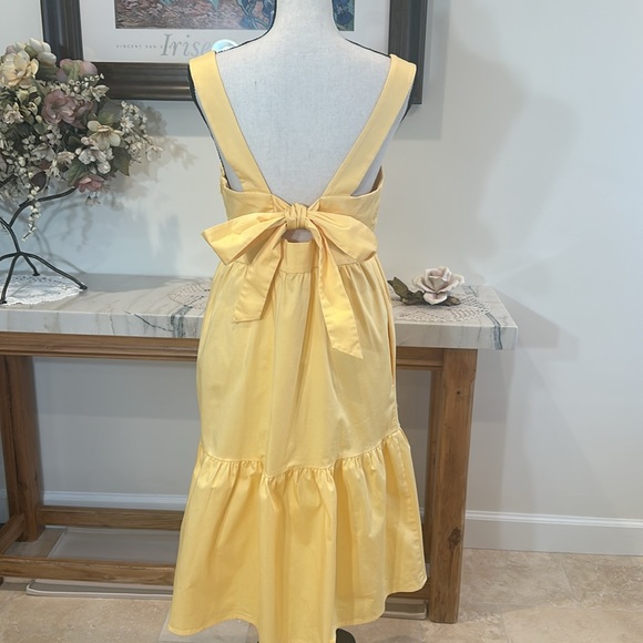 Gal Meets Glam Desiree Bow Back Sundress - Size 8 - Picture 5 of 11